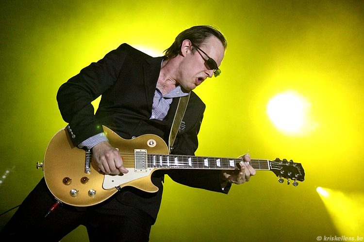 Joebonamassa100718_01.jpg